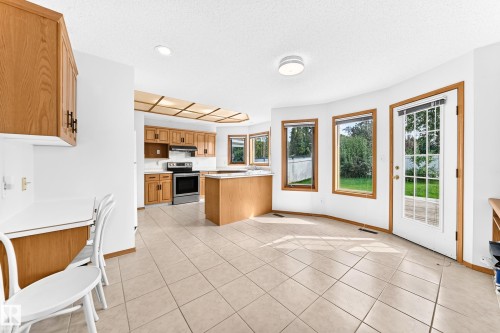 18935 91 Avenue Nw, Edmonton, AB 