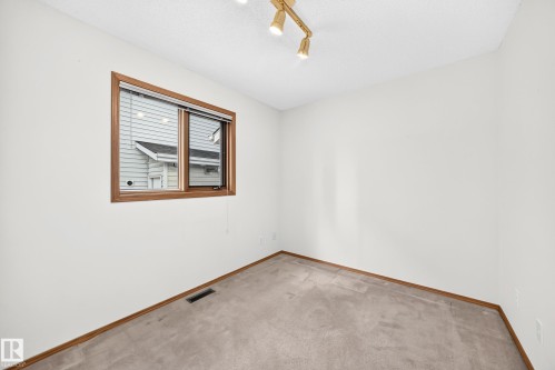 18935 91 Avenue Nw, Edmonton, AB 