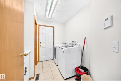 18935 91 Avenue Nw, Edmonton, AB 