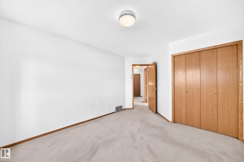 18935 91 Avenue Nw, Edmonton, AB 