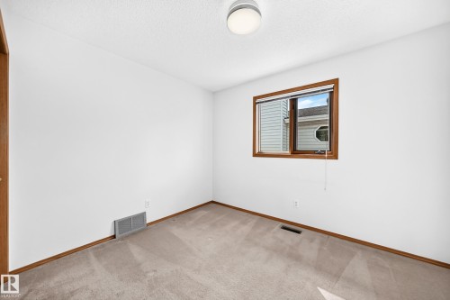 18935 91 Avenue Nw, Edmonton, AB 