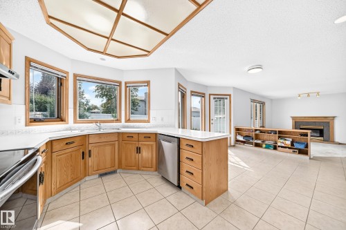 18935 91 Avenue Nw, Edmonton, AB 