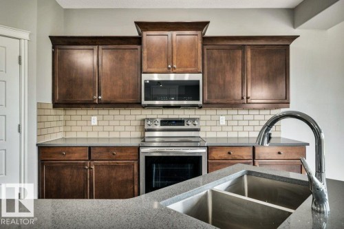 5903 12 Avenue Sw, Edmonton, AB 