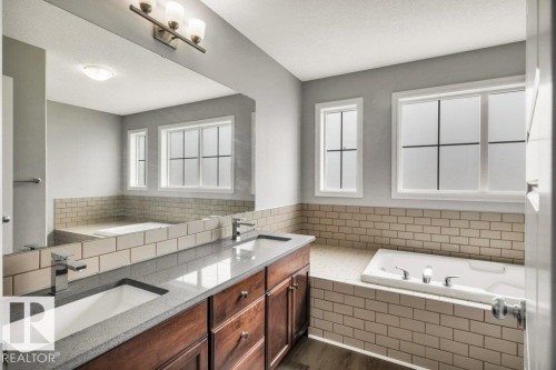 5903 12 Avenue Sw, Edmonton, AB 