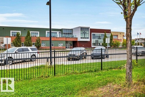 5903 12 Avenue Sw, Edmonton, AB 