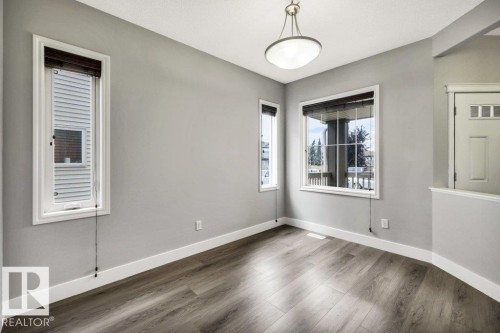 5903 12 Avenue Sw, Edmonton, AB 