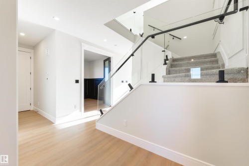 1311 Hawks Ridge Link Nw, Edmonton, AB 