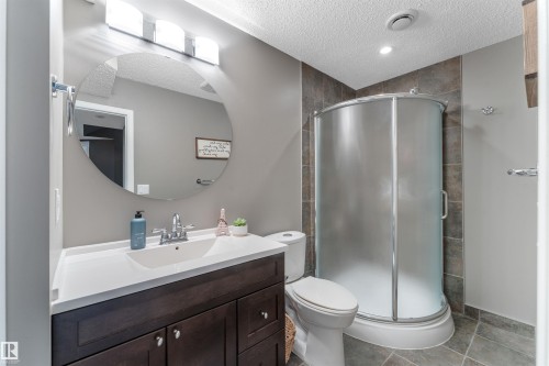 112 Appleton Crescent, Sherwood Park, AB - Indoor Photo Showing Bathroom