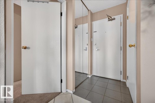 Tile flooring at entry - #1102 9916 113 St Nw, Edmonton, AB 