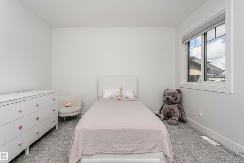 White walls with a single window - 9107 181 Avenue Nw, Edmonton, AB 