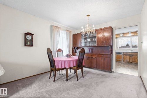 8323 142 Avenue Nw, Edmonton, AB 