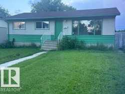 11026 155 Street NW  Edmonton, AB T5P 2N3