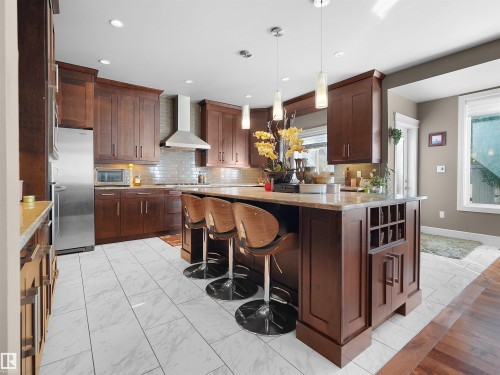 5410 Mcluhan End Nw, Edmonton, AB 