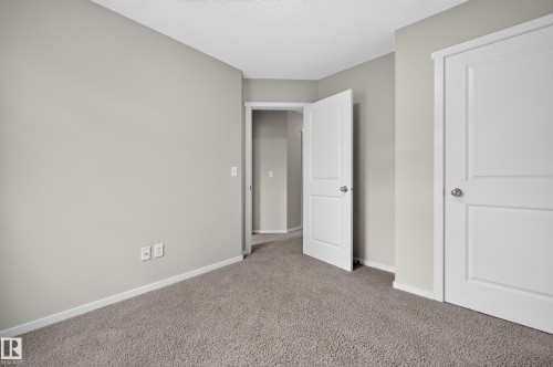 Neutral tone painted walls - #72 603 Watt Bv Sw Sw, Edmonton, AB 