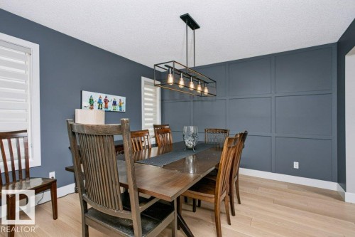 9607 101 Street Nw, Edmonton, AB - Indoor Photo Showing Dining Room