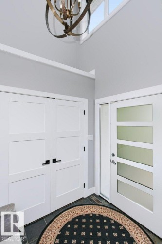 9607 101 Street Nw, Edmonton, AB - Indoor Photo Showing Other Room