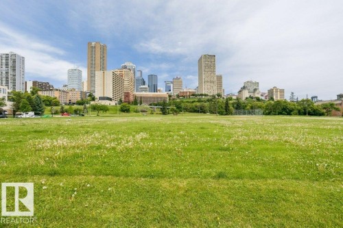 9607 101 Street Nw, Edmonton, AB - Outdoor With View