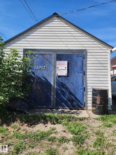 11917 Fort Road Nw, Edmonton, AB 
