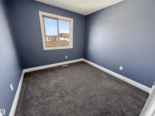 124 Gilmore Way, Spruce Grove, AB - Indoor Photo Showing Other Room