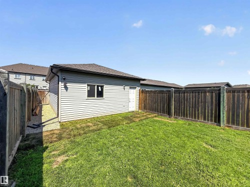 124 Gilmore Way, Spruce Grove, AB - Outdoor