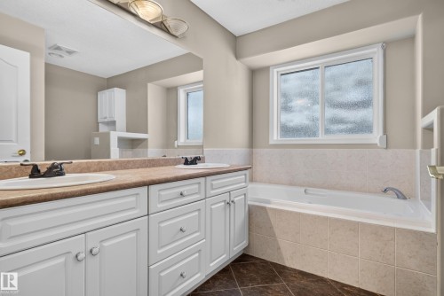 941 Picard Drive Nw, Edmonton, AB 