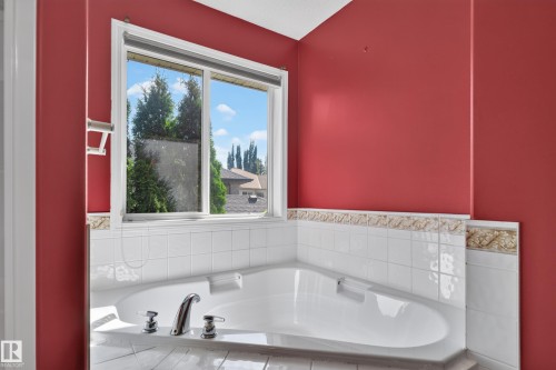 941 Picard Drive Nw, Edmonton, AB 