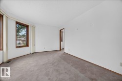 Bay window offering natural illumination - 