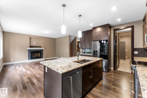 30 Hickory Trail, Spruce Grove, AB 