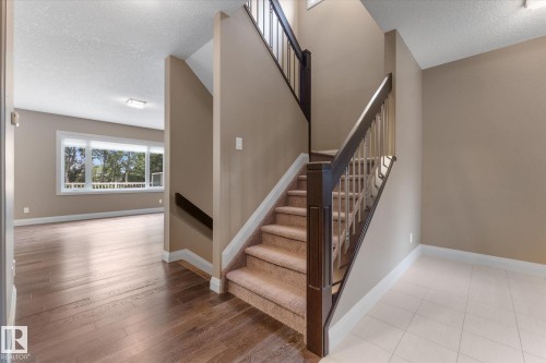 30 Hickory Trail, Spruce Grove, AB 