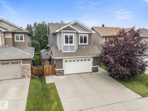 30 Hickory Trail, Spruce Grove, AB 