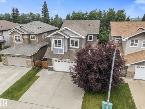 30 Hickory Trail, Spruce Grove, AB 