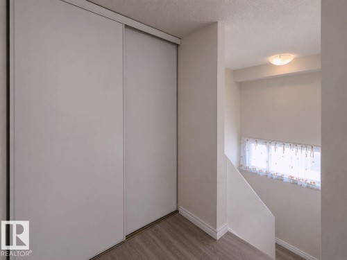 14458 56 Street Nw, Edmonton, AB 