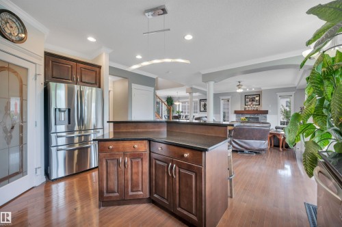 118 Anise Close, Leduc, AB - Indoor Photo Showing Kitchen