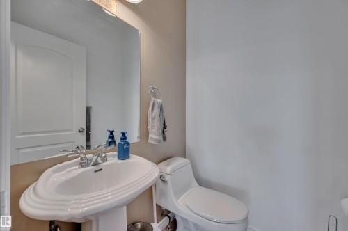 118 Anise Close, Leduc, AB - Indoor Photo Showing Bathroom