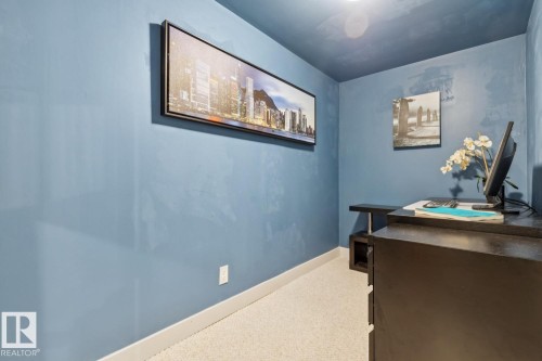 Textured blue wall finish - 22434 99A Avenue Nw, Edmonton, AB 