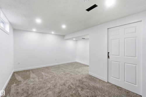 Welcome to 160 Habitat CR NW - 160 Habitat Crescent Nw, Edmonton, AB 