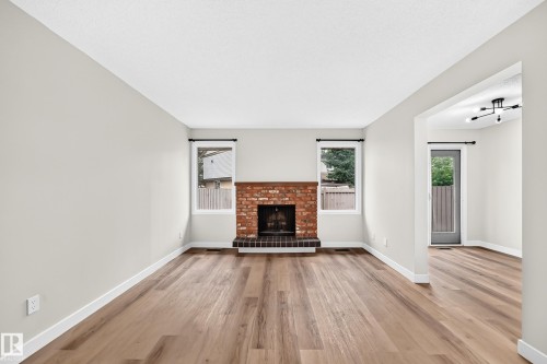 13845 24 Street Nw, Edmonton, AB 