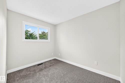 13845 24 Street Nw, Edmonton, AB 