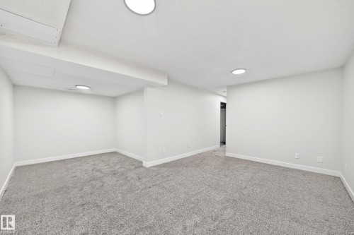 13845 24 Street Nw, Edmonton, AB 