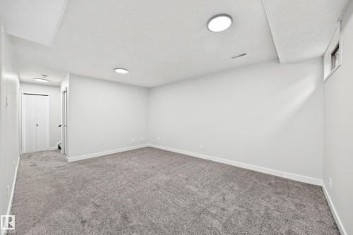 13845 24 Street Nw, Edmonton, AB 