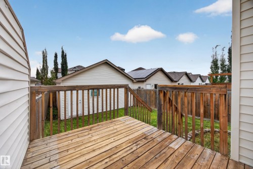 Wood deck with a wooden railing - 483 Watt Boulevard Sw, Edmonton, AB 