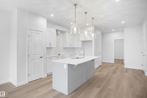 20932 16 Avenue Nw, Edmonton, AB 
