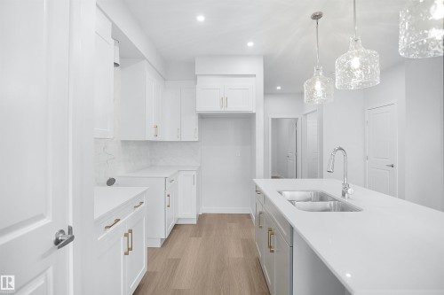 20932 16 Avenue Nw, Edmonton, AB 