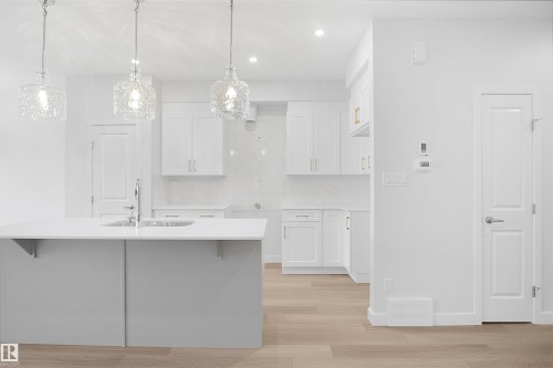 20932 16 Avenue Nw, Edmonton, AB 