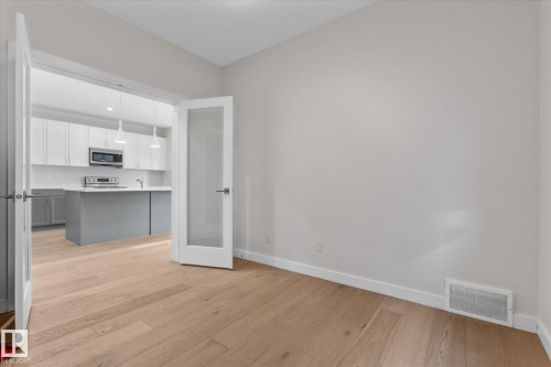 38 Ellice Bend, Fort Saskatchewan, AB - Indoor Photo Showing Kitchen