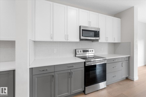 38 Ellice Bend, Fort Saskatchewan, AB - Indoor Photo Showing Kitchen