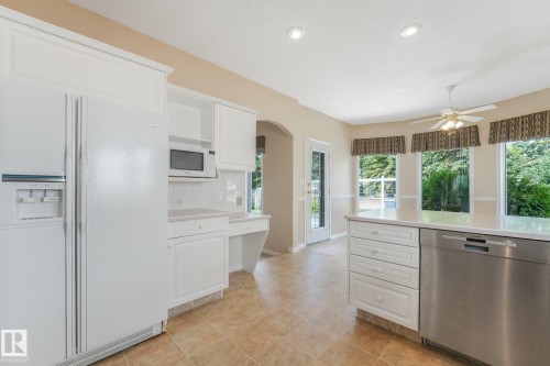 61 Estate Crescent, St. Albert, AB 
