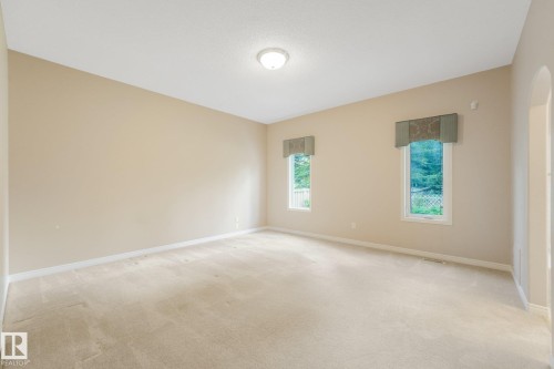 61 Estate Crescent, St. Albert, AB 