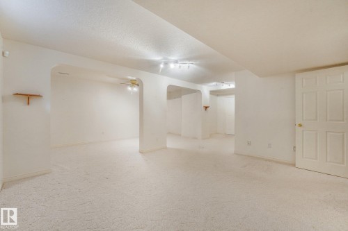 61 Estate Crescent, St. Albert, AB 