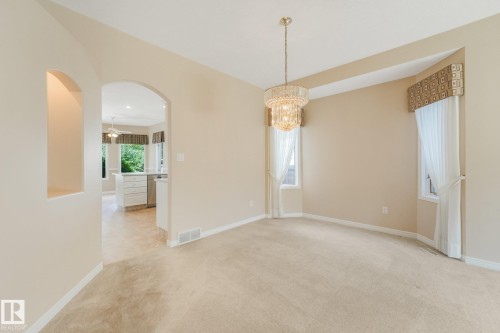 61 Estate Crescent, St. Albert, AB 